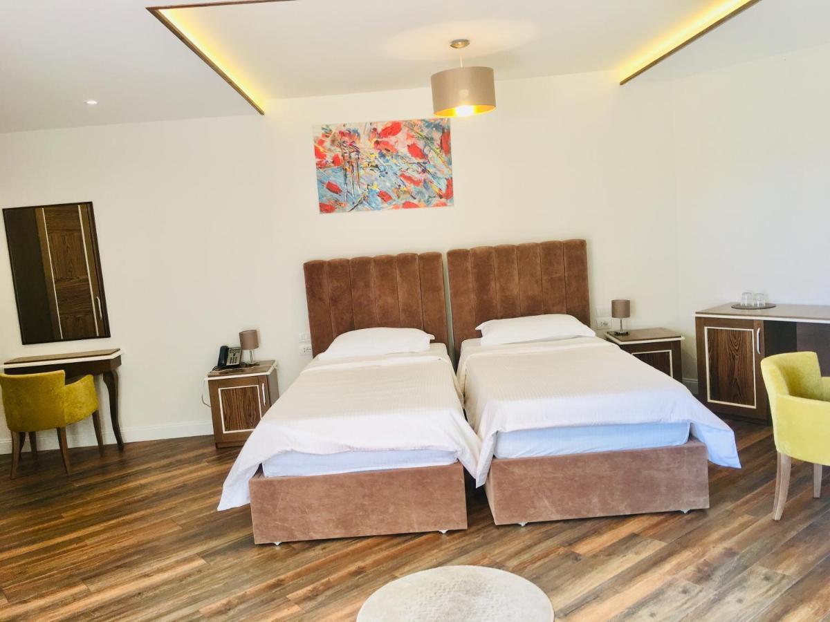 Hotel Metatron 4*